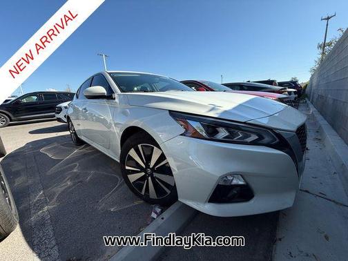 2020 Nissan Altima 2.5 SV