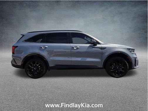 Everlasting Silver 2022 Kia Sorento SX