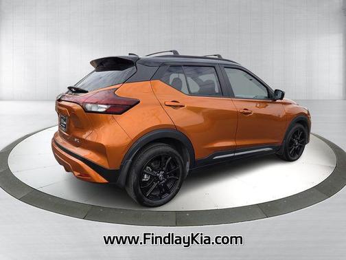 2023 Nissan Kicks SR