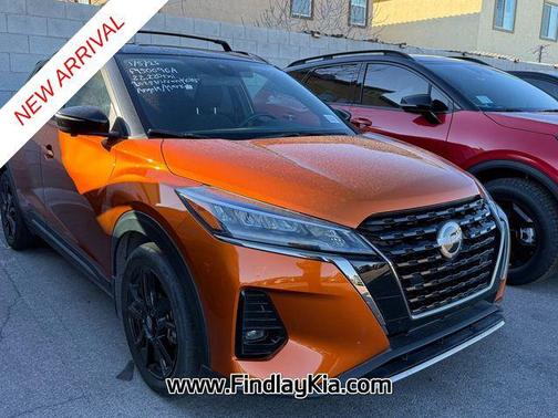 2023 Nissan Kicks SR