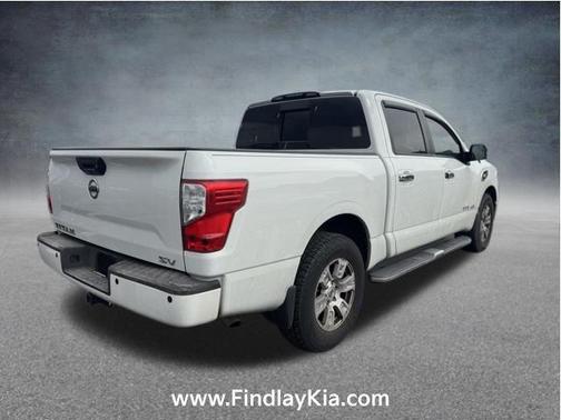 Glacier White 2017 Nissan Titan SV