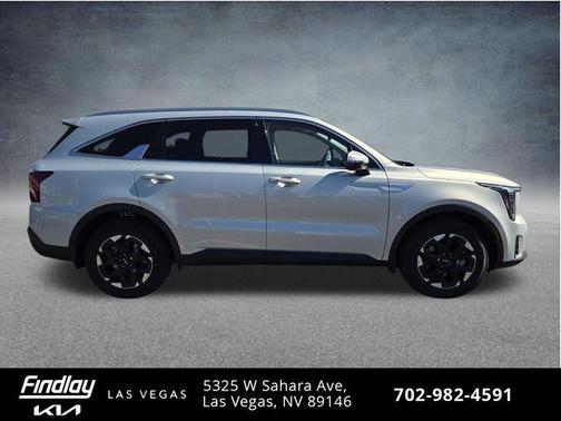 Ivory Silver 2026 Kia Sorento S