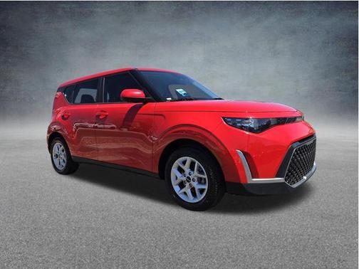 Inferno Red 2023 Kia Soul LX