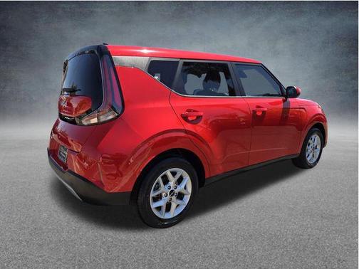 Inferno Red 2023 Kia Soul LX