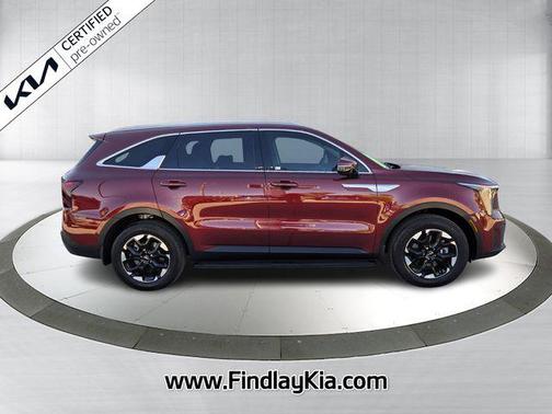 2025 Kia Sorento S