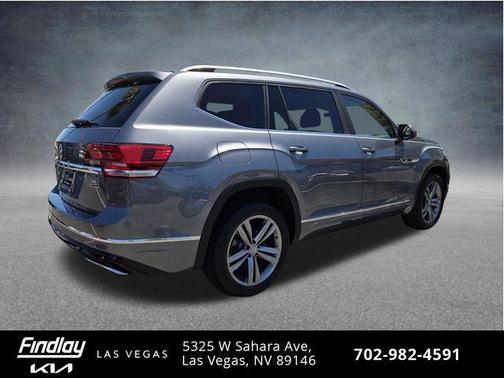 Platinum Gray Metallic 2019 Volkswagen Atlas 3.6L SE w/Technology