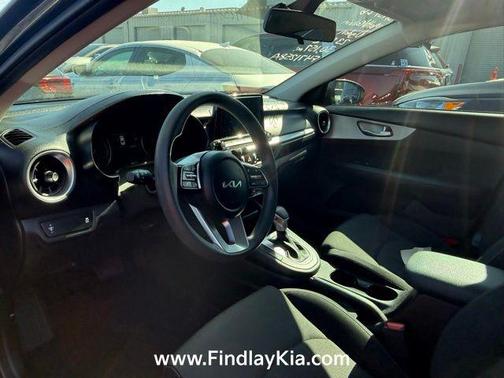 Gravity Gray 2023 Kia Forte LX