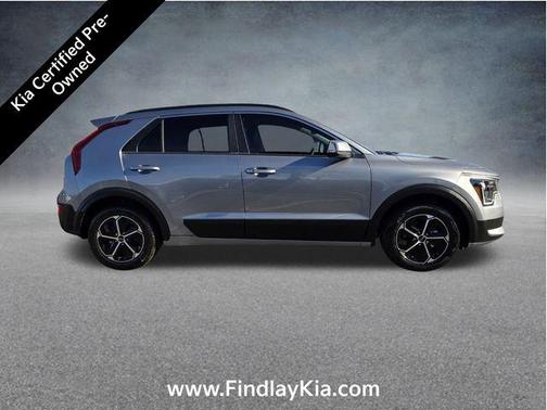 2025 Kia Niro EX