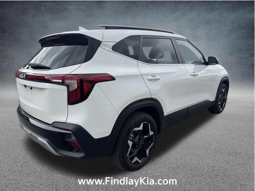 Snow White Pearl 2024 Kia Seltos EX