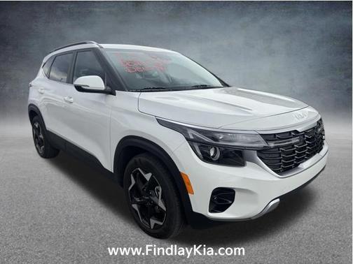 Snow White Pearl 2024 Kia Seltos EX