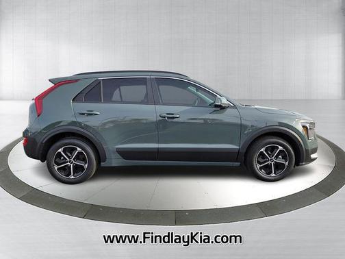 2025 Kia Niro EX