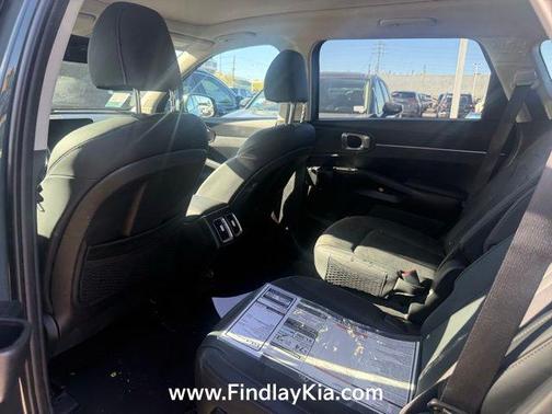 Cityscape Green 2025 Kia Sorento Plug-In Hybrid EX