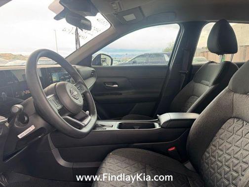 Deep Blue Pearl 2025 Nissan Kicks SV