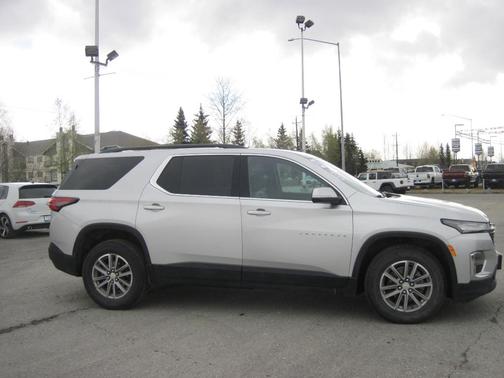 2022 Chevrolet Traverse LT Leather