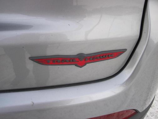 2023 Jeep Compass Trailhawk