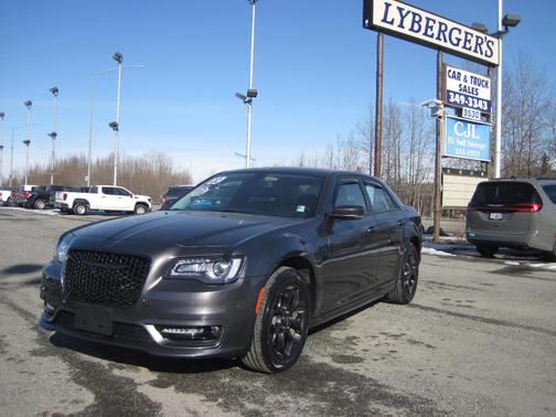 2022 Chrysler 300 Touring L