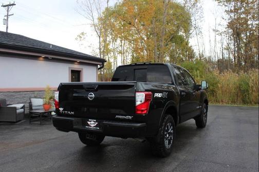 2019 Nissan Titan PRO-4X