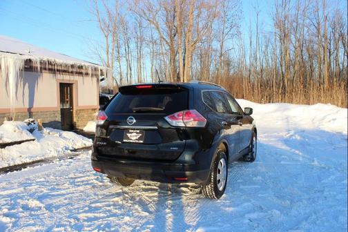 2016 Nissan Rogue S