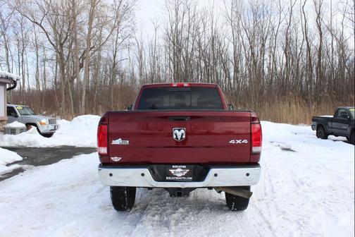 2017 RAM 2500 Big Horn Crew Cab 4x4 6'4' Box