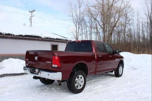 2017 RAM 2500 Big Horn Crew Cab 4x4 6'4' Box