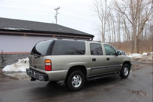 2003 Chevrolet Suburban 1500 LS