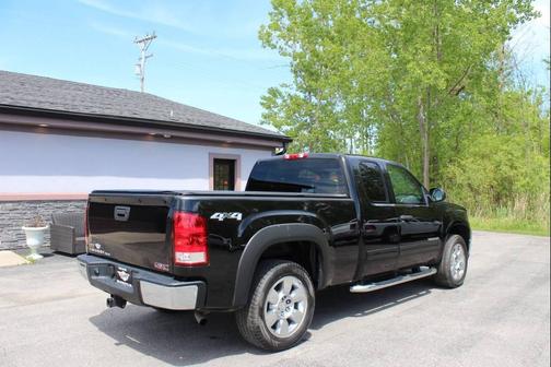 Onyx Black 2011 GMC Sierra 1500 SLE