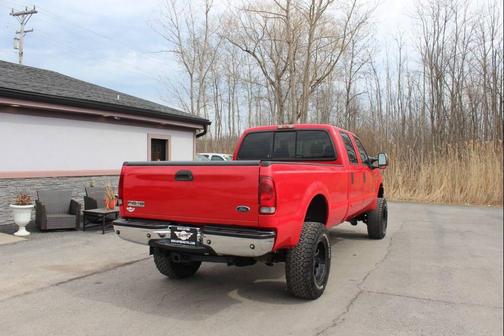 Red Clearcoat 2006 Ford F-250 Lariat