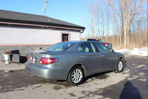 2004 Lexus ES 330 Base