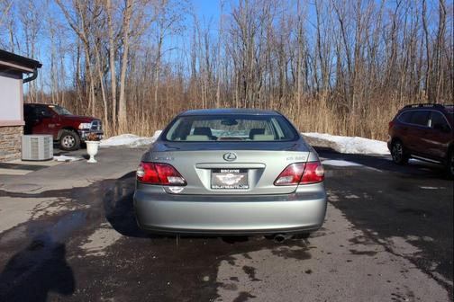 2004 Lexus ES 330 Base