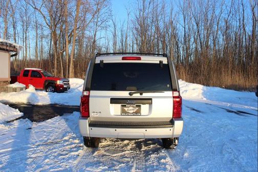 2009 Jeep Commander Sport