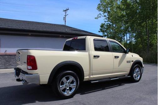 2016 RAM 1500 Big Horn