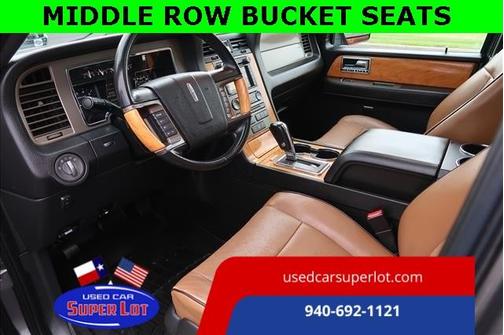 Photo 3 of 49 of 2012 Lincoln Navigator L