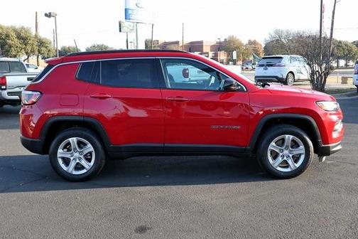 2023 Jeep Compass Latitude