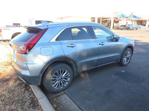 2024 Cadillac XT4 Premium Luxury