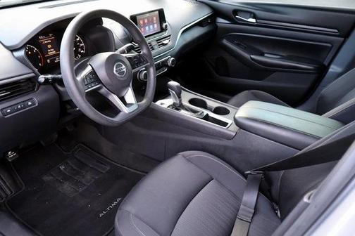 2022 Nissan Altima 2.5 S