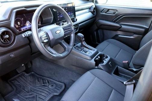 2024 Chevrolet Colorado WT