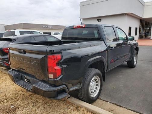 2024 Chevrolet Colorado WT