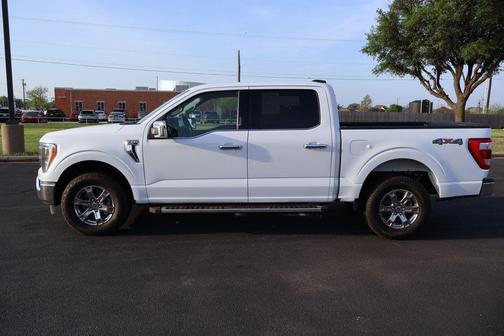Oxford White 2023 Ford F-150 Lariat
