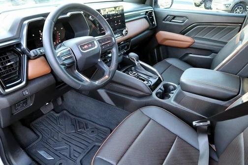 2023 GMC Canyon AT4