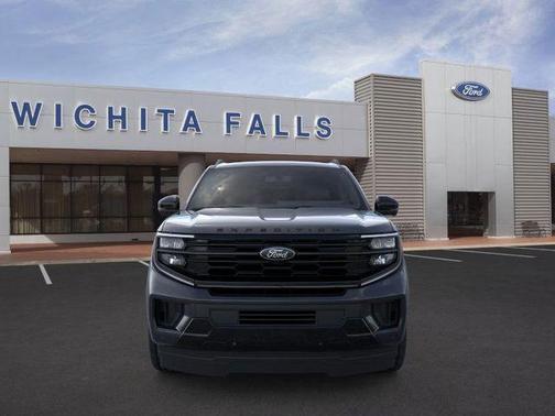 Agate Black Metallic 2026 Ford Expedition Platinum