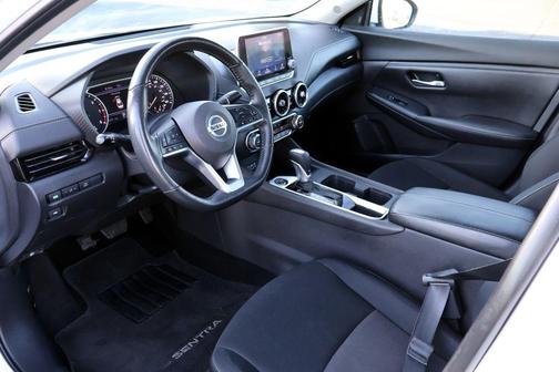 Cloud White 2023 Nissan Sentra SV