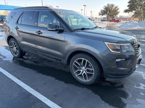 2018 Ford Explorer sport