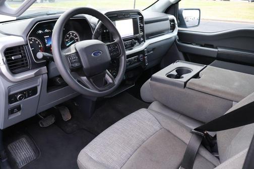 Atlas Blue Metallic 2022 Ford F-150 XLT