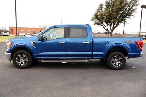Atlas Blue Metallic 2022 Ford F-150 XLT