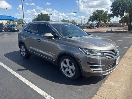 Luxe Metallic 2016 Lincoln MKC Premier