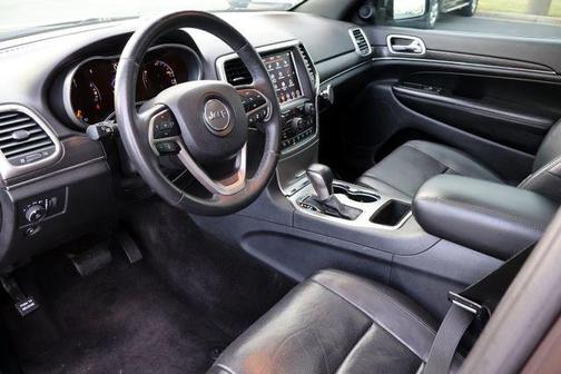 Walnut Brown 2018 Jeep Grand Cherokee Limited