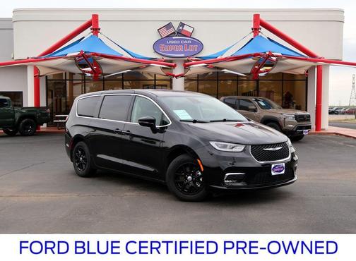 Diamond Black 2024 Chrysler Pacifica Touring-L