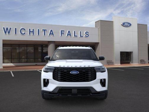 Star White 2026 Ford Explorer ST-Line