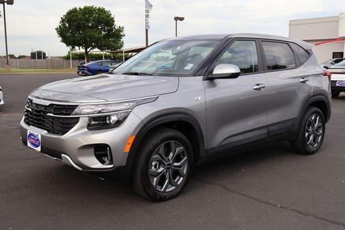 Steel Gray 2026 Kia Seltos LX