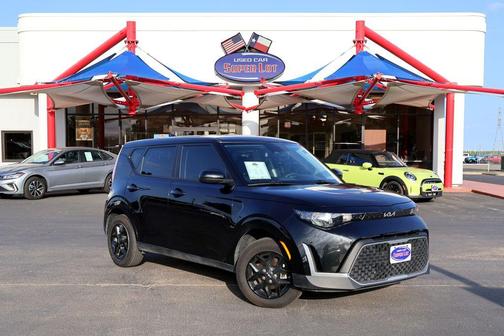 Fusion Orange 2025 Kia Soul LX